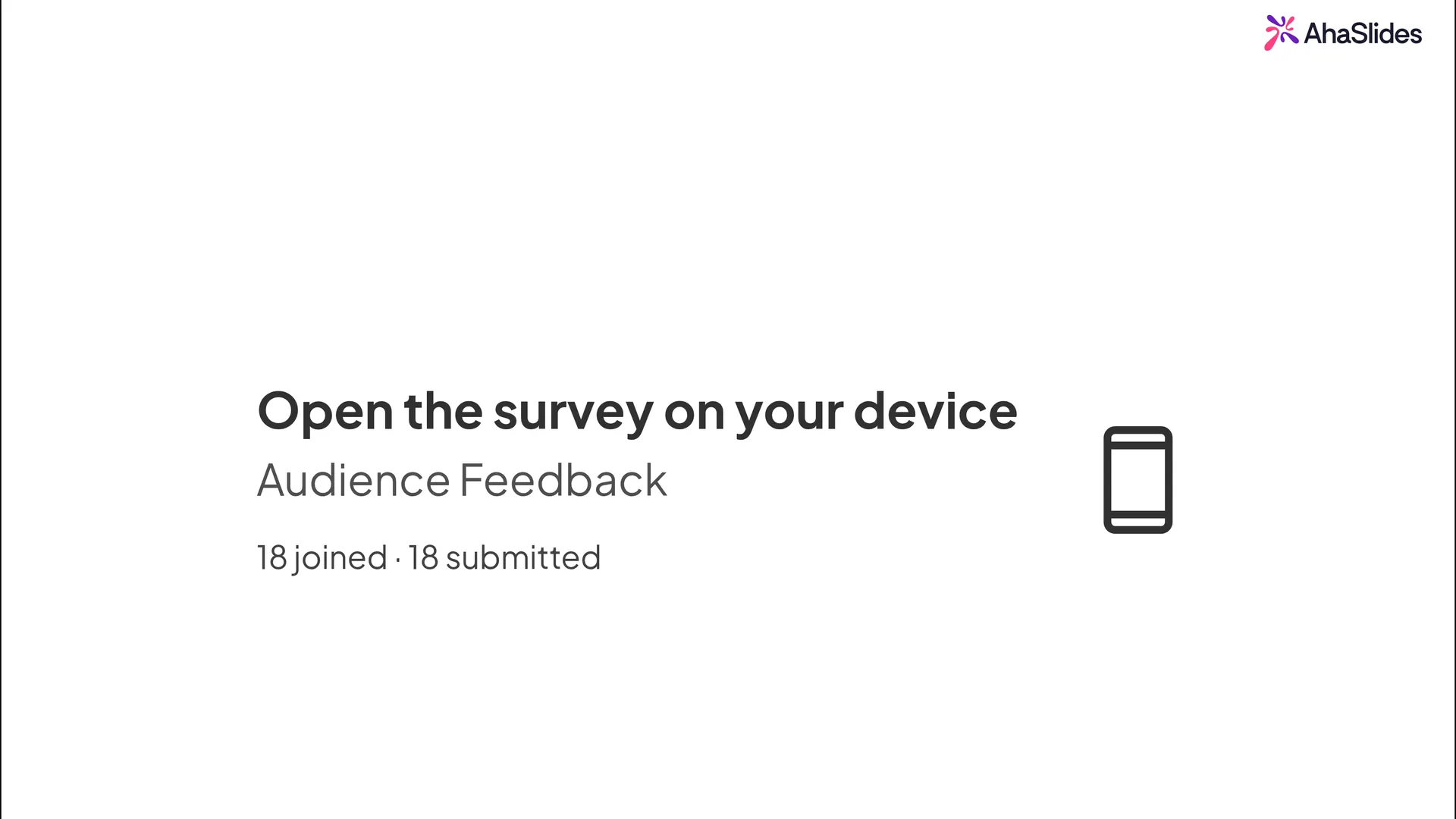 AhaSlides sunumu içindeki anket slaydı