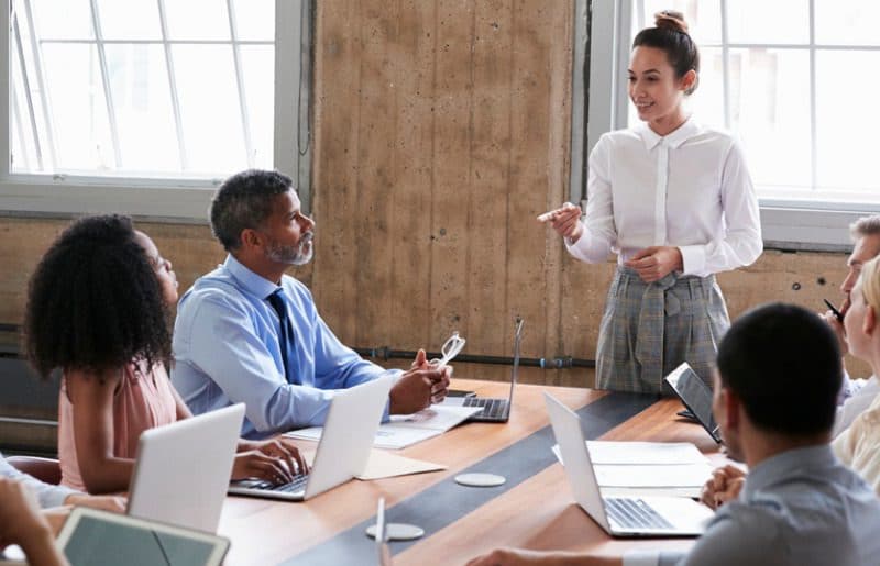 6 Hacks to Boost Efficiency of Team Meetings!