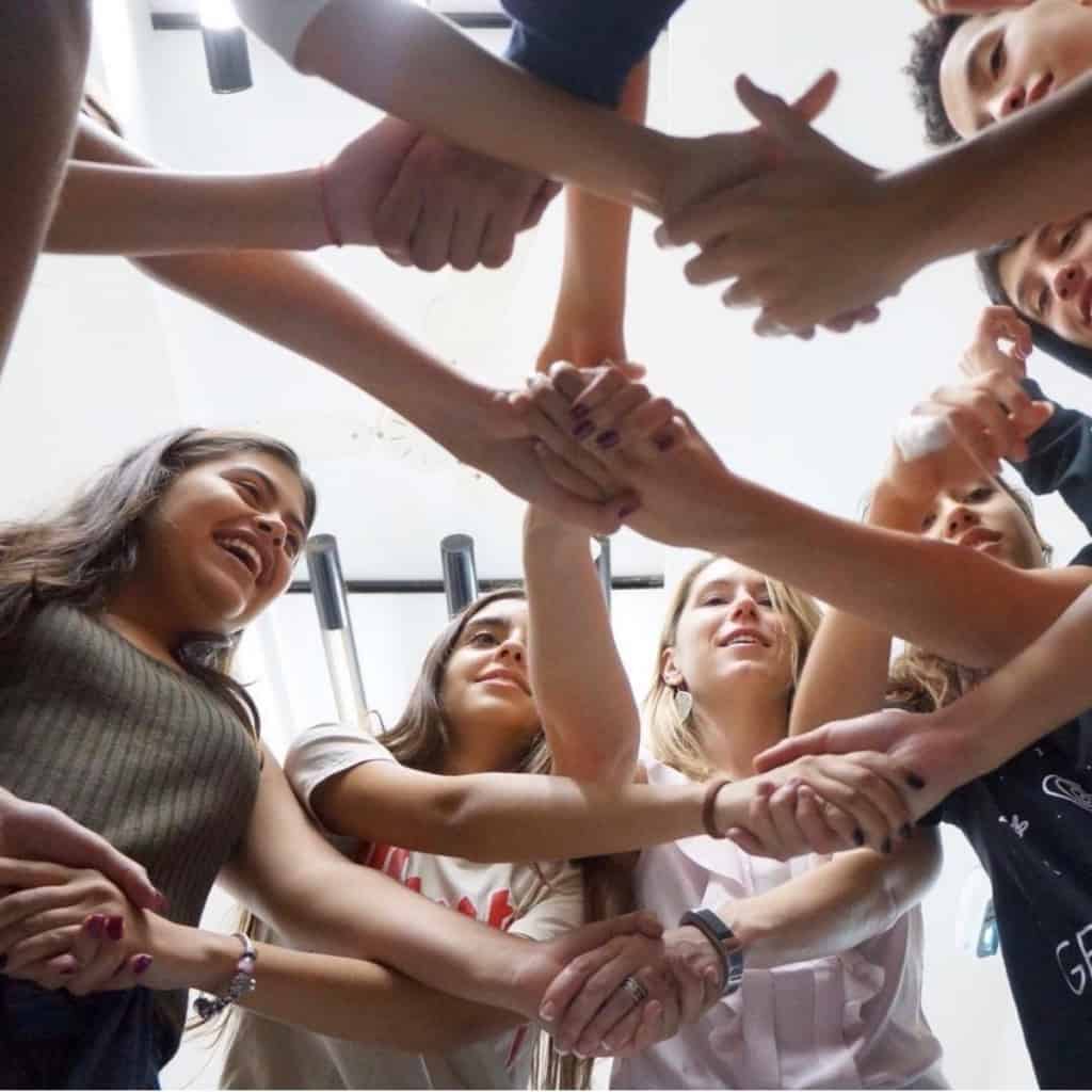 38 atividades de team building rápidas e fáceis que seus