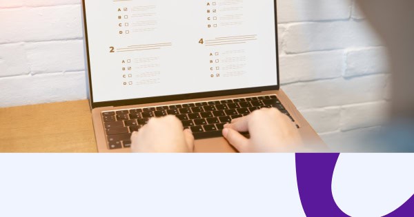 Hauskoja kyselykysymyksiä: yli 100 strategista kysymystä työntekijöiden sitoutumisen ja tiimiyhteyden parantamiseksi
