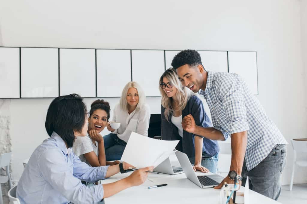 Nomes de equipe para trabalho