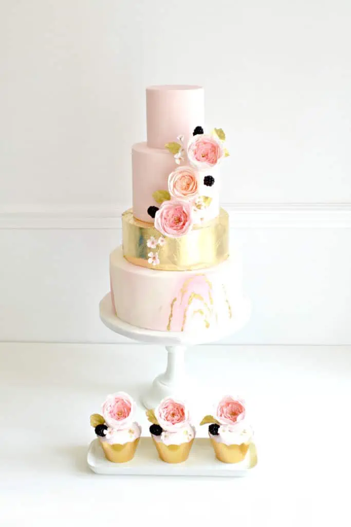 Pastel Blossoms Cake - Mga Ideya sa Cake sa Kasal