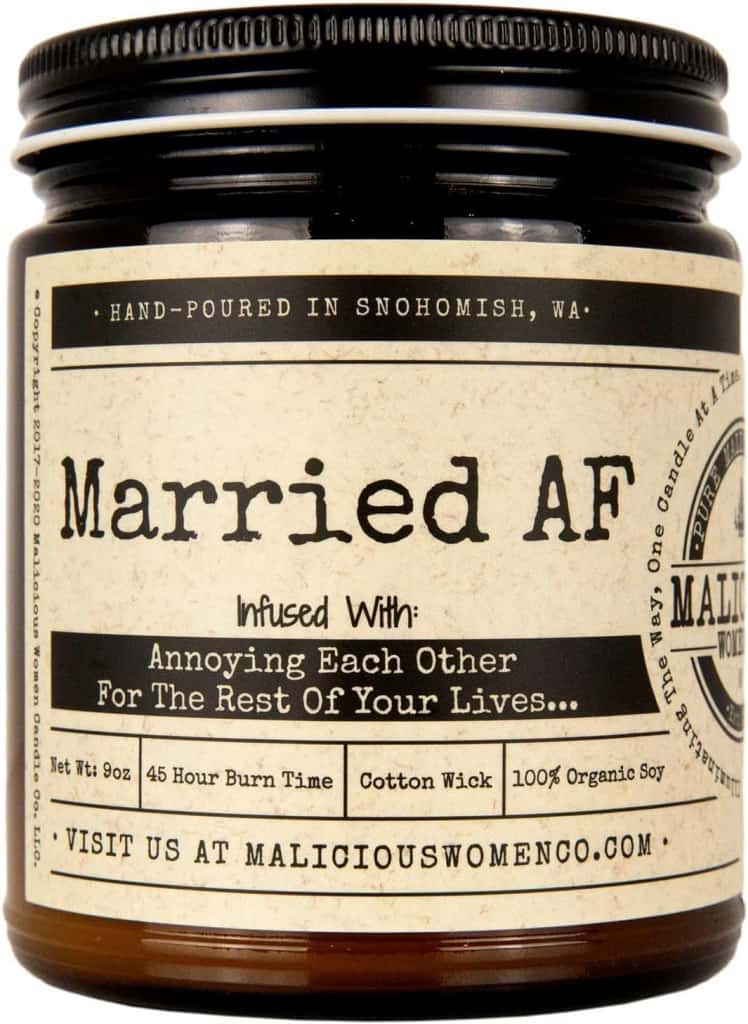 Marriage Gifts for Friends - Scented candle