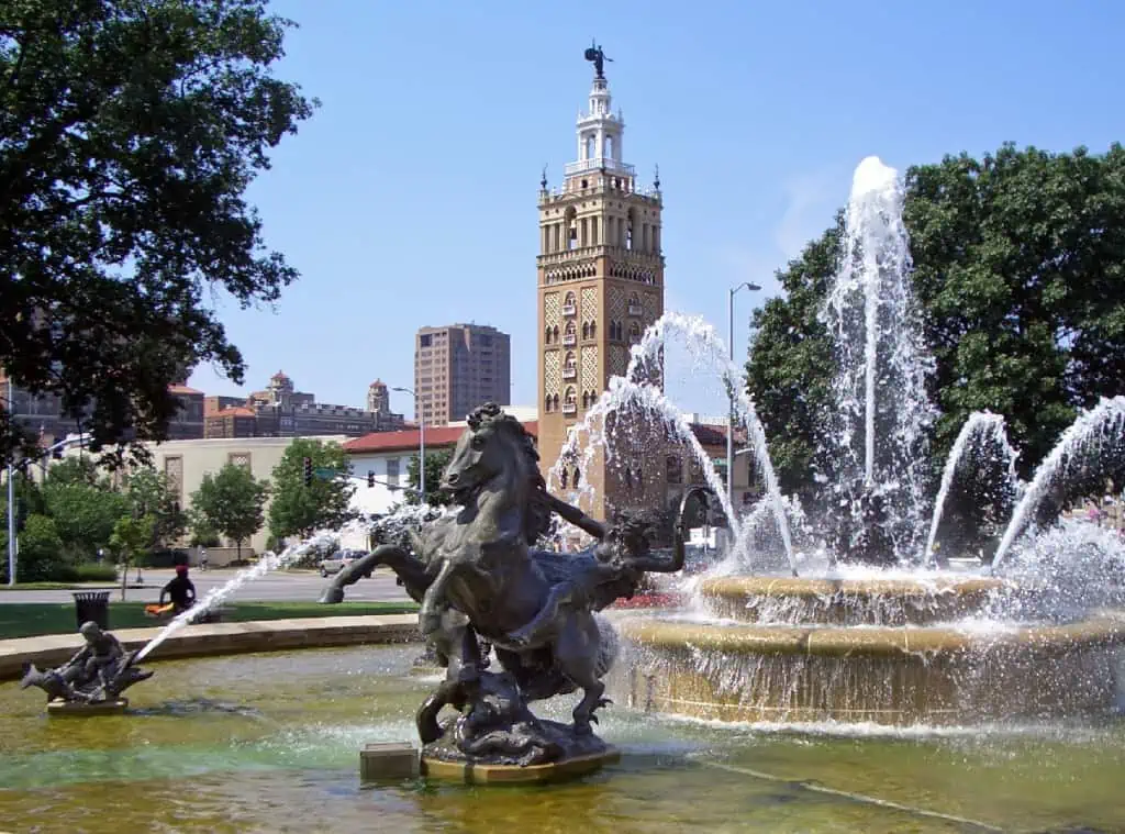 Kansas Kota Fountain - Kuis Kota AS