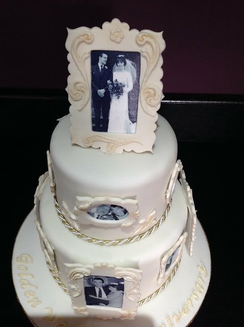 Vintage Cake - Designs of Anniversary Cake