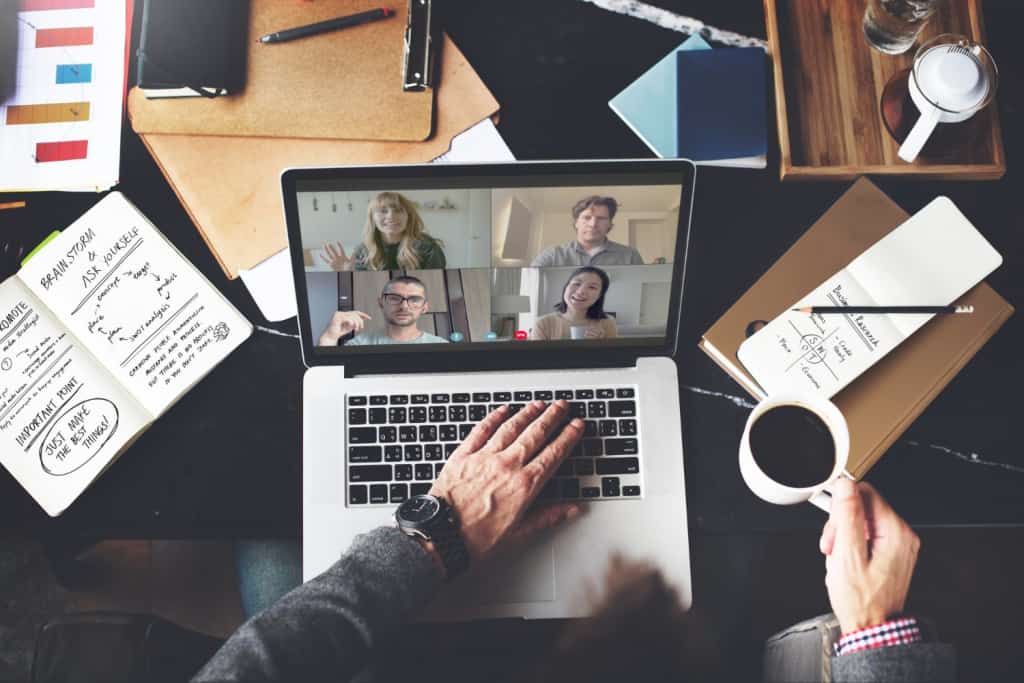 managing remote team definition