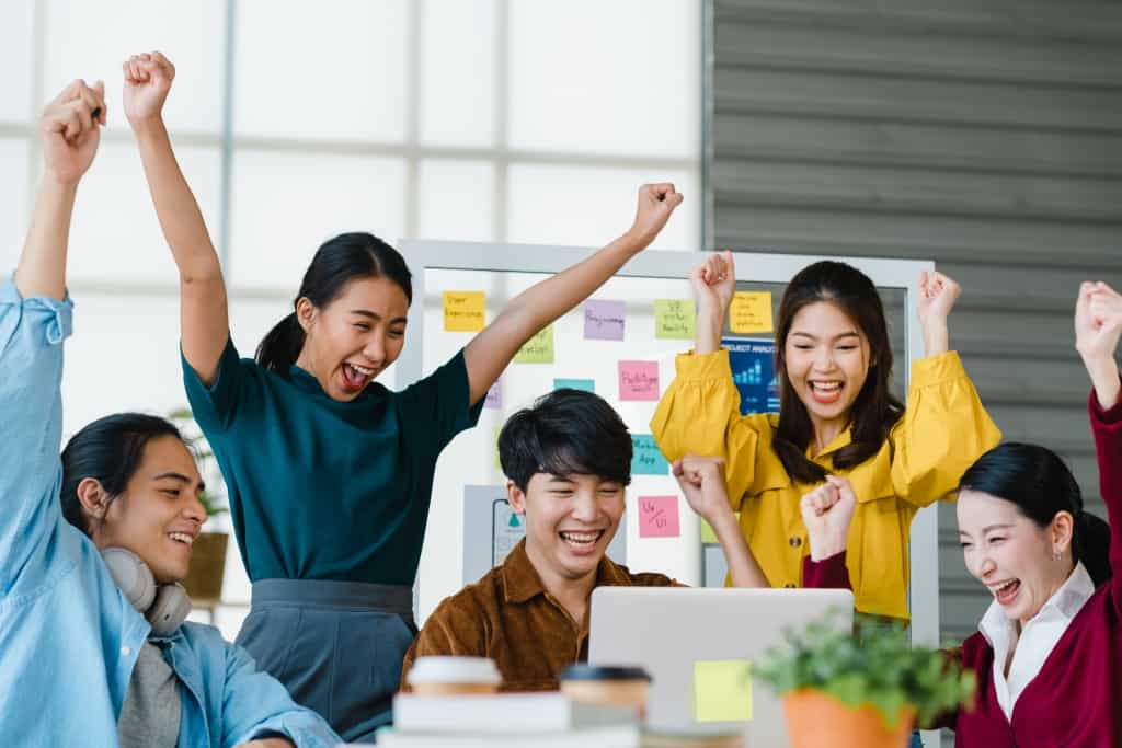 o que é team building no comportamento organizacional